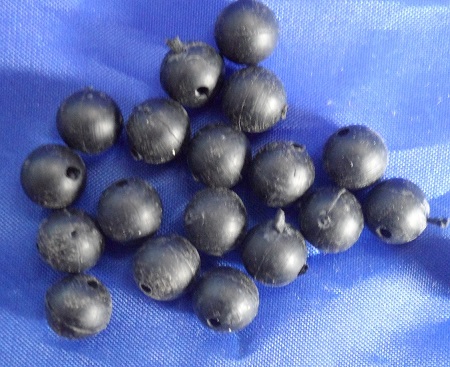 Black / green Rubber Beads