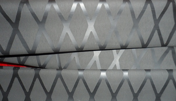 Black textured shrink tube 1.6m